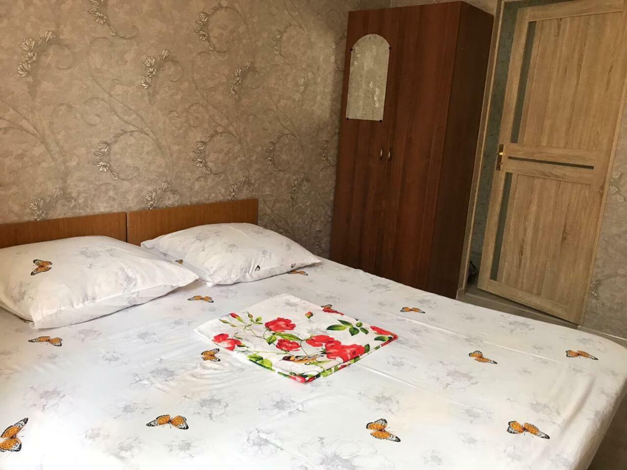 Guesthouse Milena Leselidze ภายนอก รูปภาพ